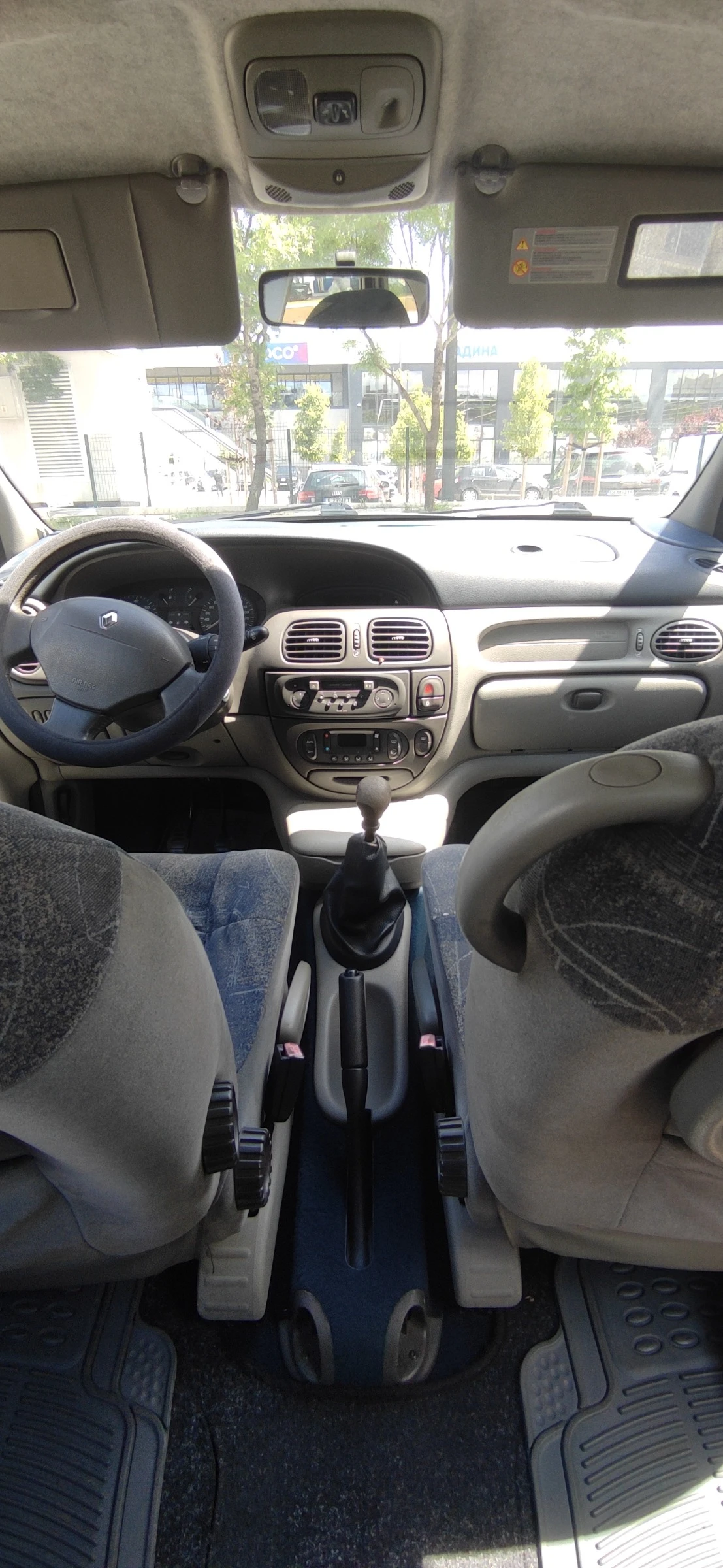 Renault Scenic 1.9 dTI RXT , снимка 7 - Автомобили и джипове - 54669874