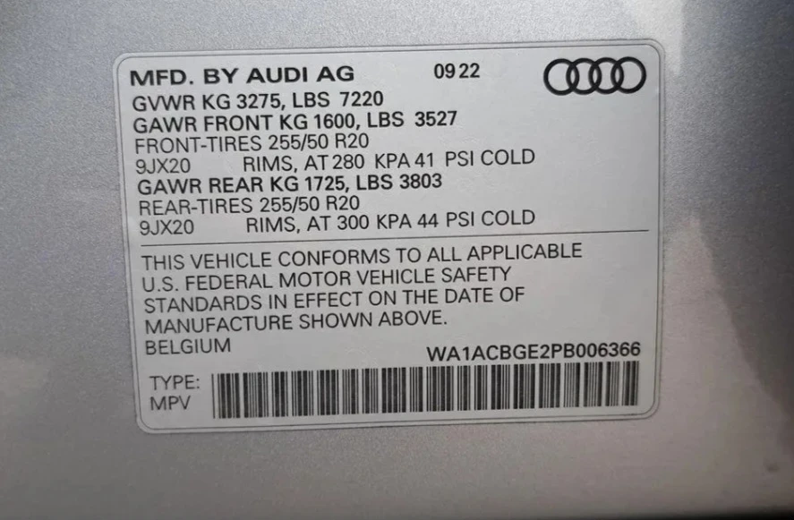 Audi E-Tron, снимка 16 - Автомобили и джипове - 54714003