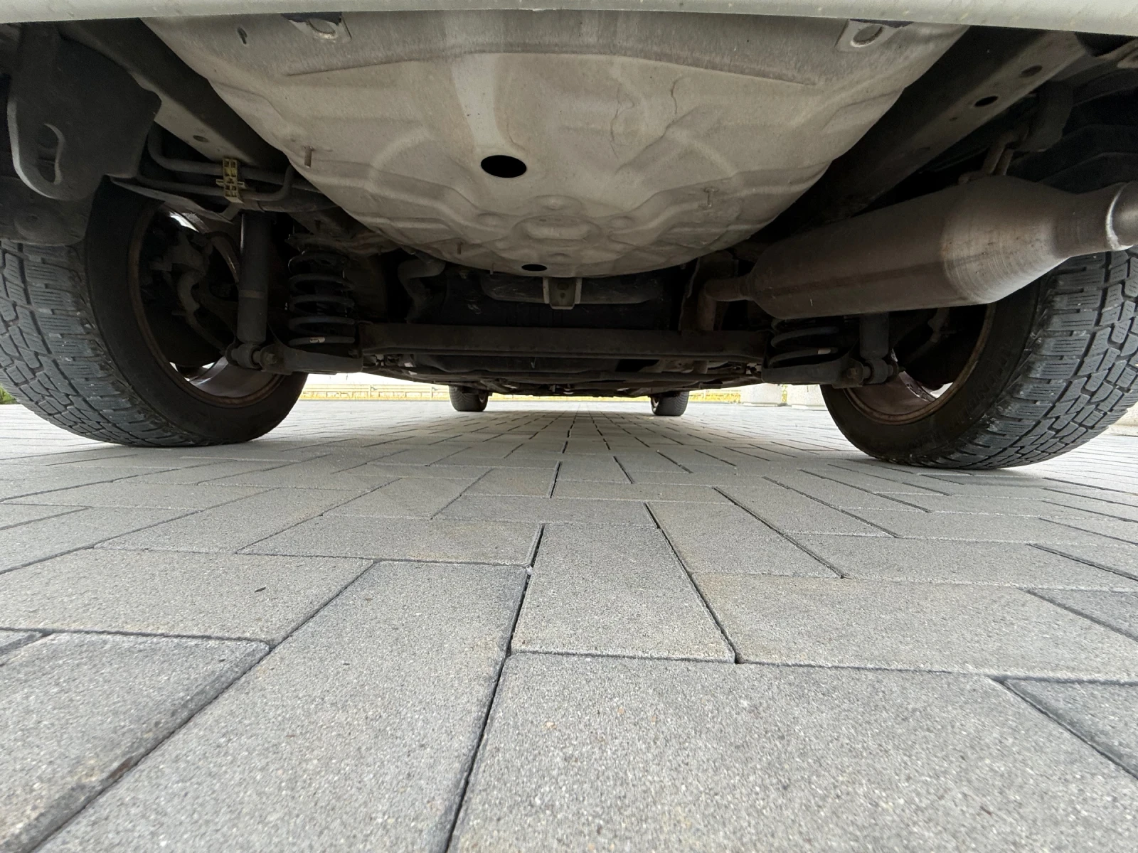 Toyota Auris 1.4 VVT-i 97к.с 134 000км FULL SERVICE / ITALY, снимка 17 - Автомобили и джипове - 55057874