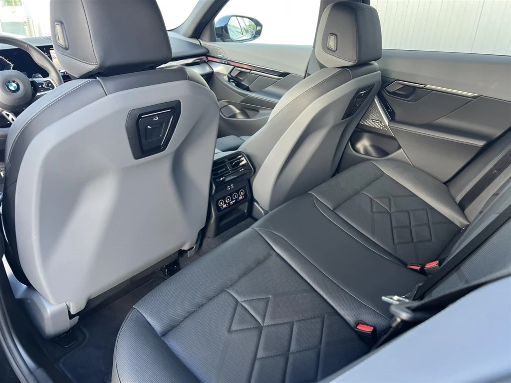 BMW 520 xDrive Sedan, снимка 15 - Автомобили и джипове - 55483033