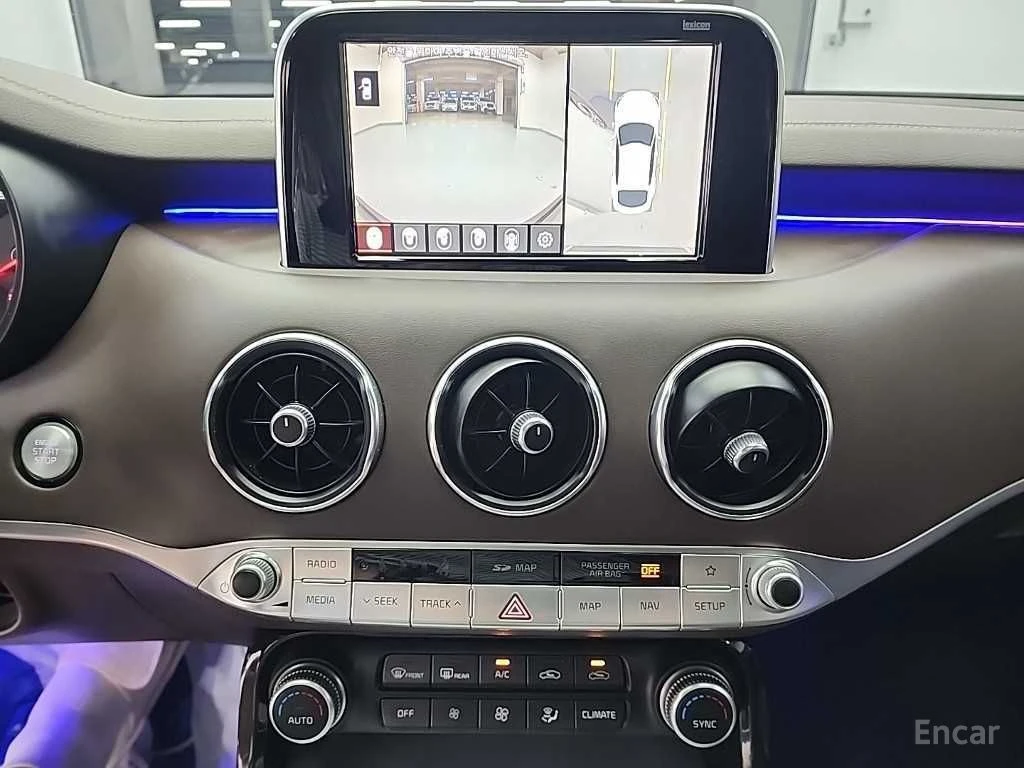 Kia Stinger GT* 3.3* TURBO* AWD* ОБДУХВАНЕ* LANE* ASSIST* ХЕДЪ, снимка 9 - Автомобили и джипове - 55729985