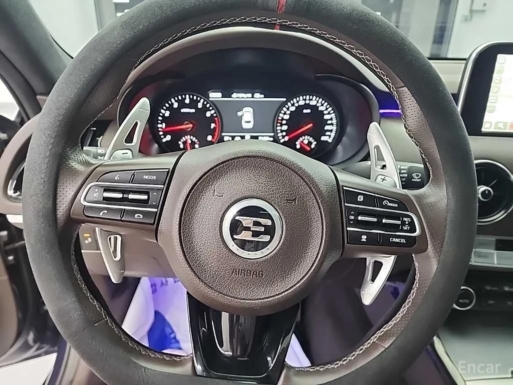 Kia Stinger GT* 3.3* TURBO* AWD* ОБДУХВАНЕ* LANE* ASSIST* ХЕДЪ, снимка 7 - Автомобили и джипове - 55729985