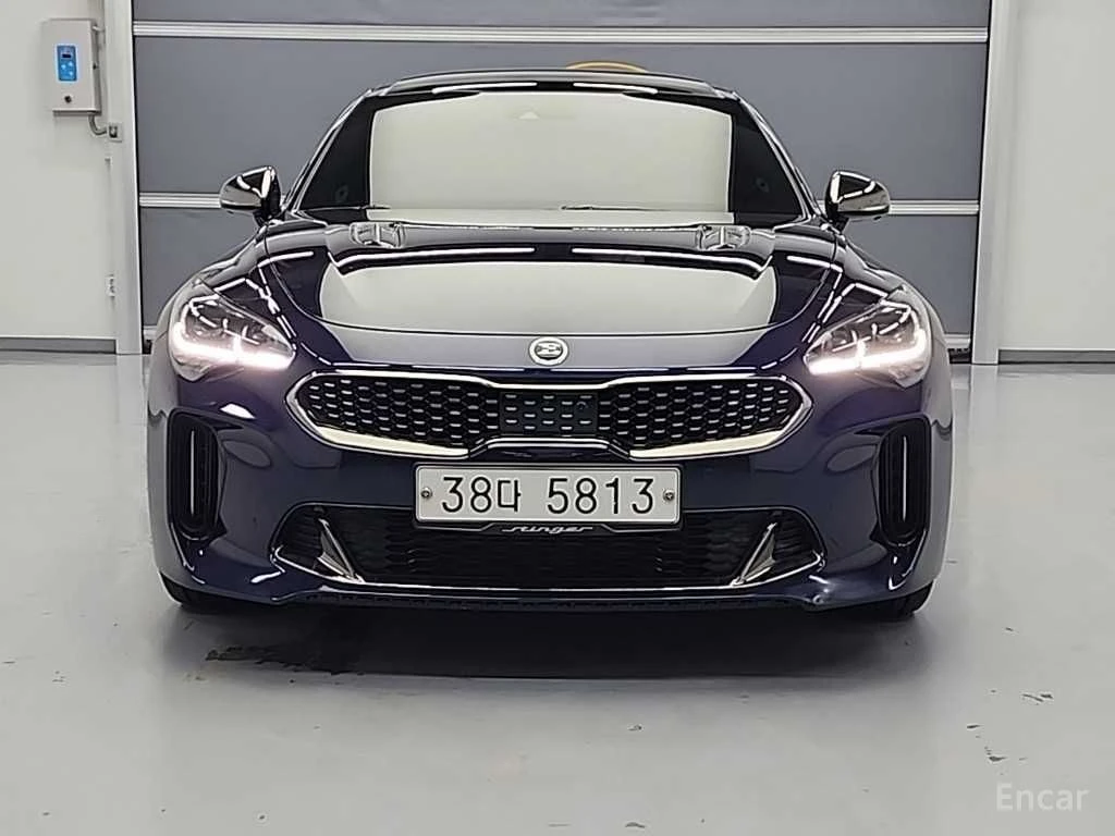 Kia Stinger GT* 3.3* TURBO* AWD* ОБДУХВАНЕ* LANE* ASSIST* ХЕДЪ, снимка 3 - Автомобили и джипове - 55729985