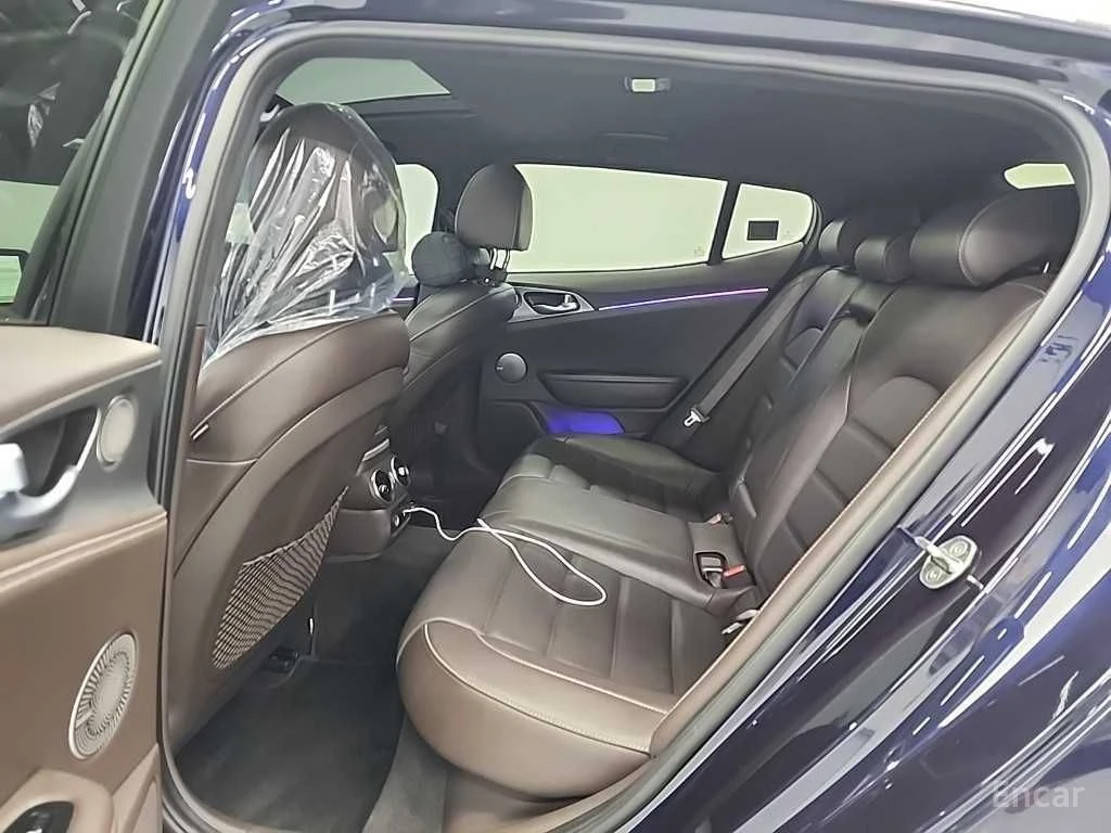 Kia Stinger GT* 3.3* TURBO* AWD* ОБДУХВАНЕ* LANE* ASSIST* ХЕДЪ, снимка 14 - Автомобили и джипове - 55729985