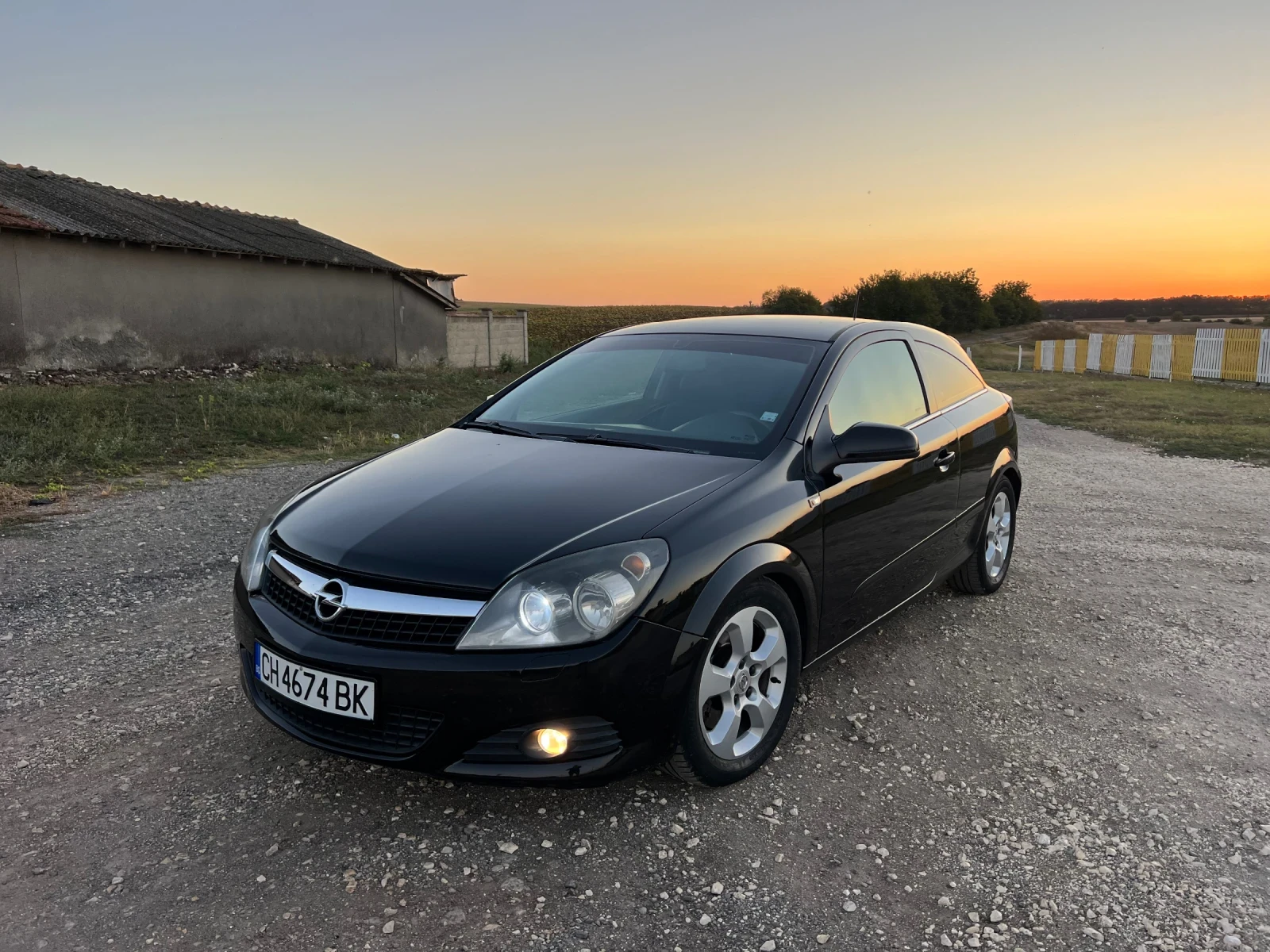 Opel Astra H GTC 1.9CDTI 8V
