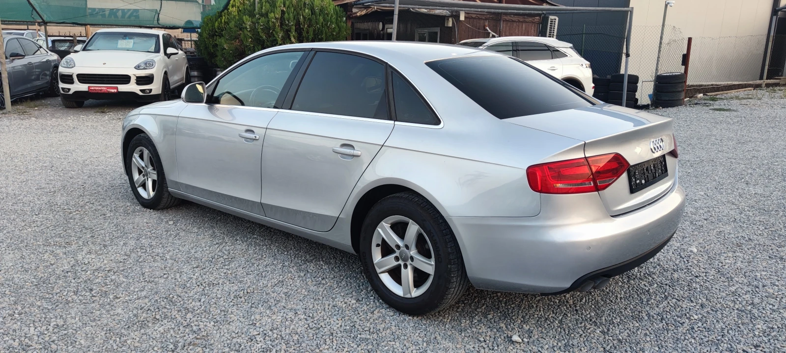Audi A4 2.0TDI, снимка 6 - Автомобили и джипове - 56038237