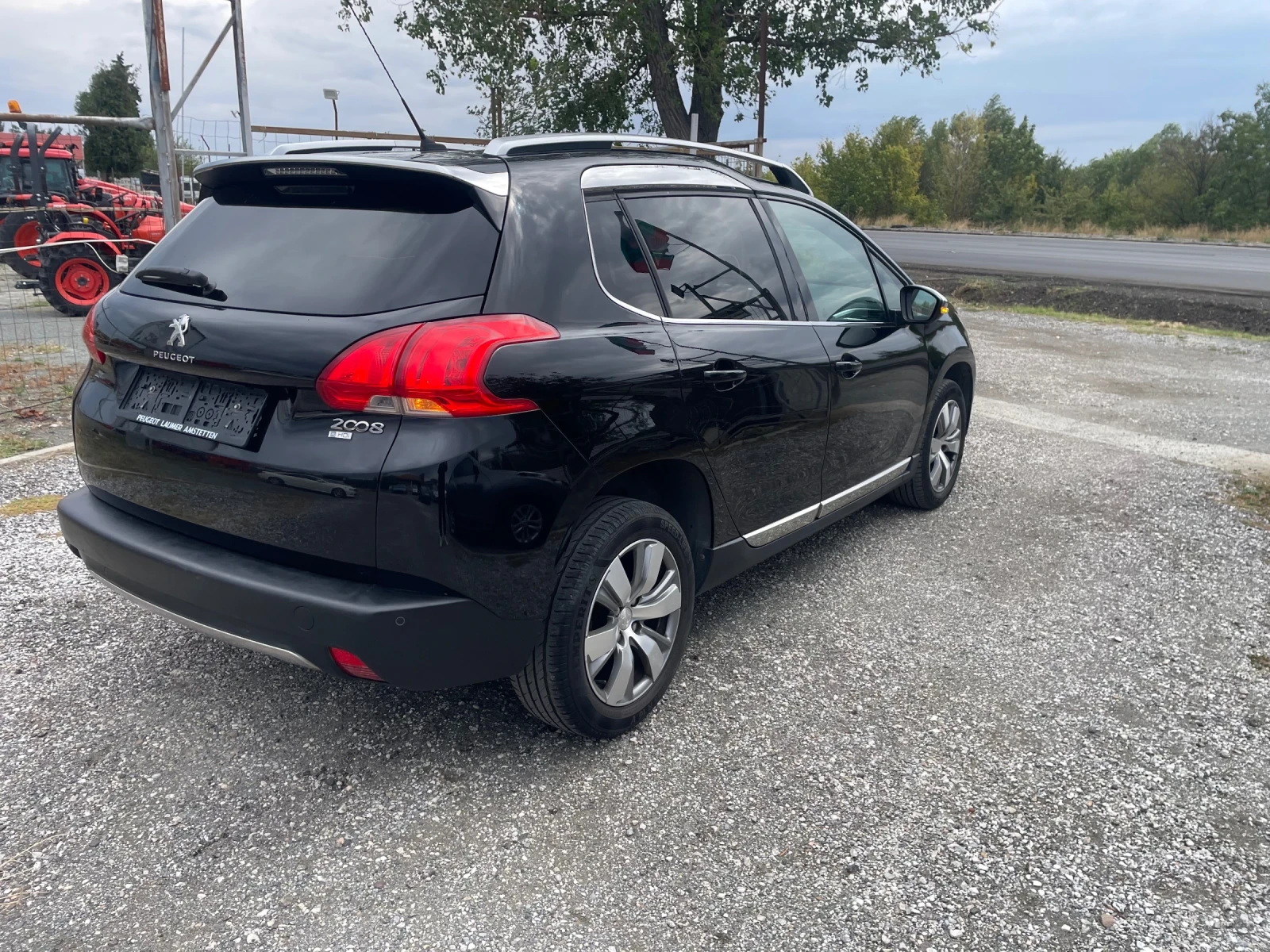 Peugeot 2008 1.6 HDI.ALURE, снимка 7 - Автомобили и джипове - 56271956