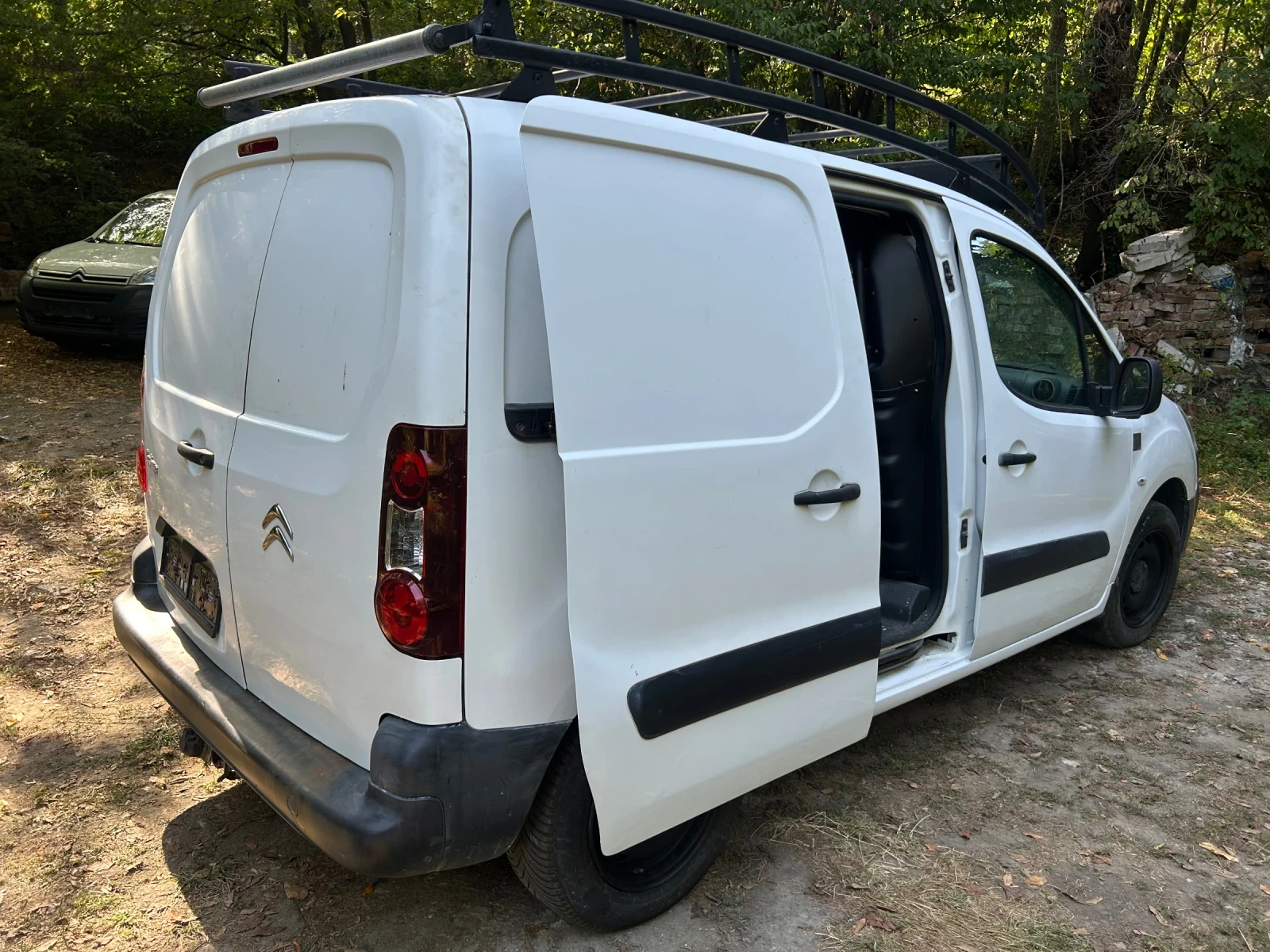 Citroen Berlingo, снимка 6 - Автомобили и джипове - 56333727
