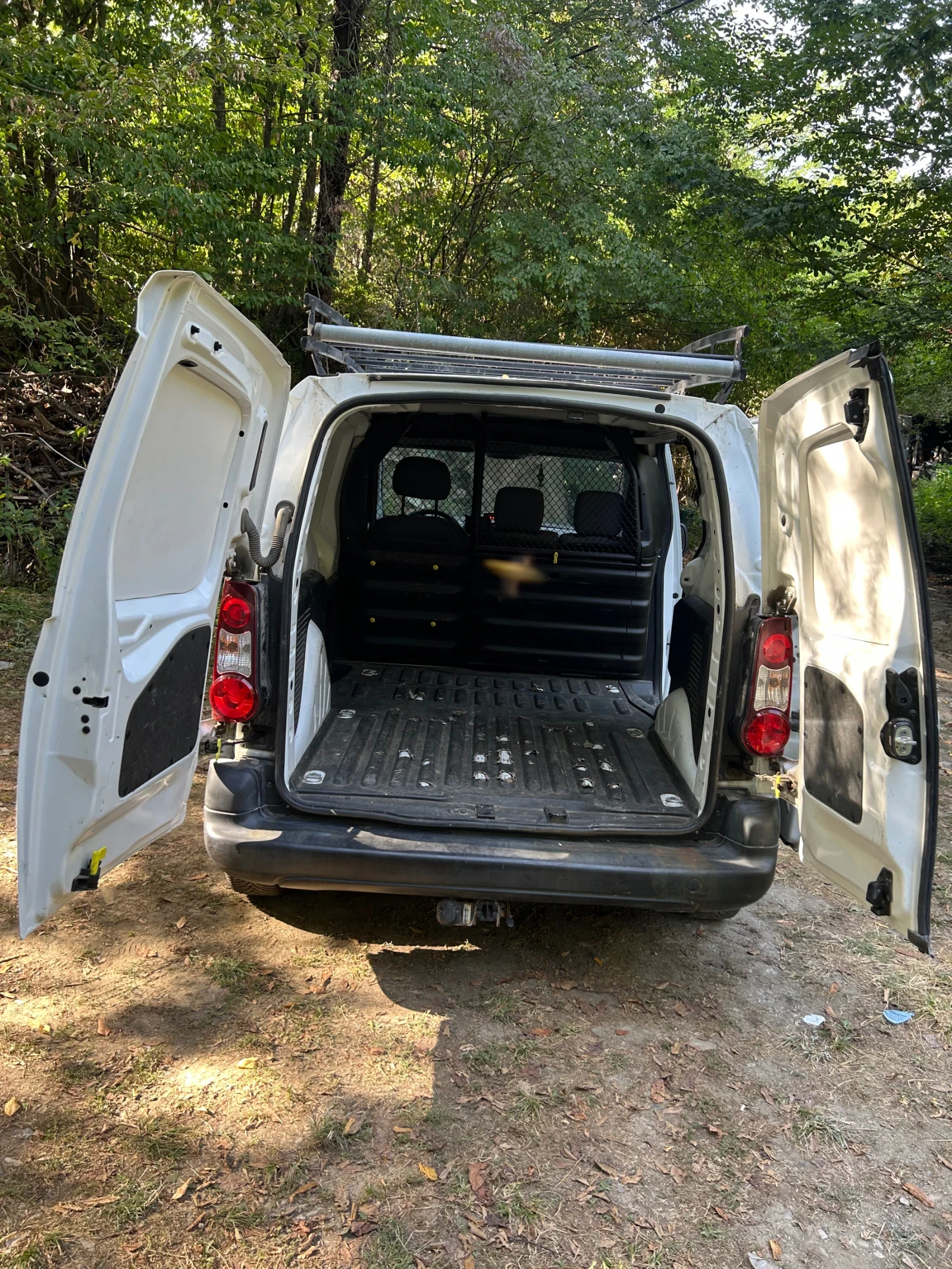 Citroen Berlingo, снимка 11 - Автомобили и джипове - 56333727
