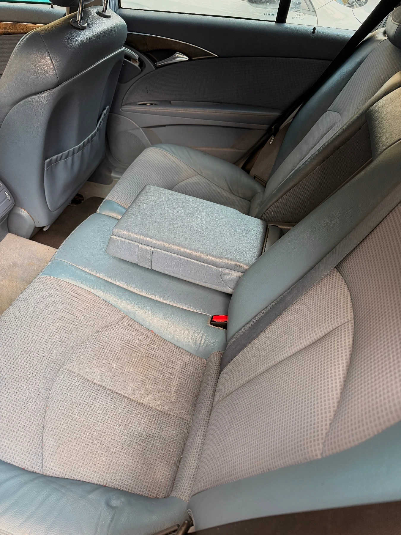 Mercedes-Benz E 320, снимка 14 - Автомобили и джипове - 56509519