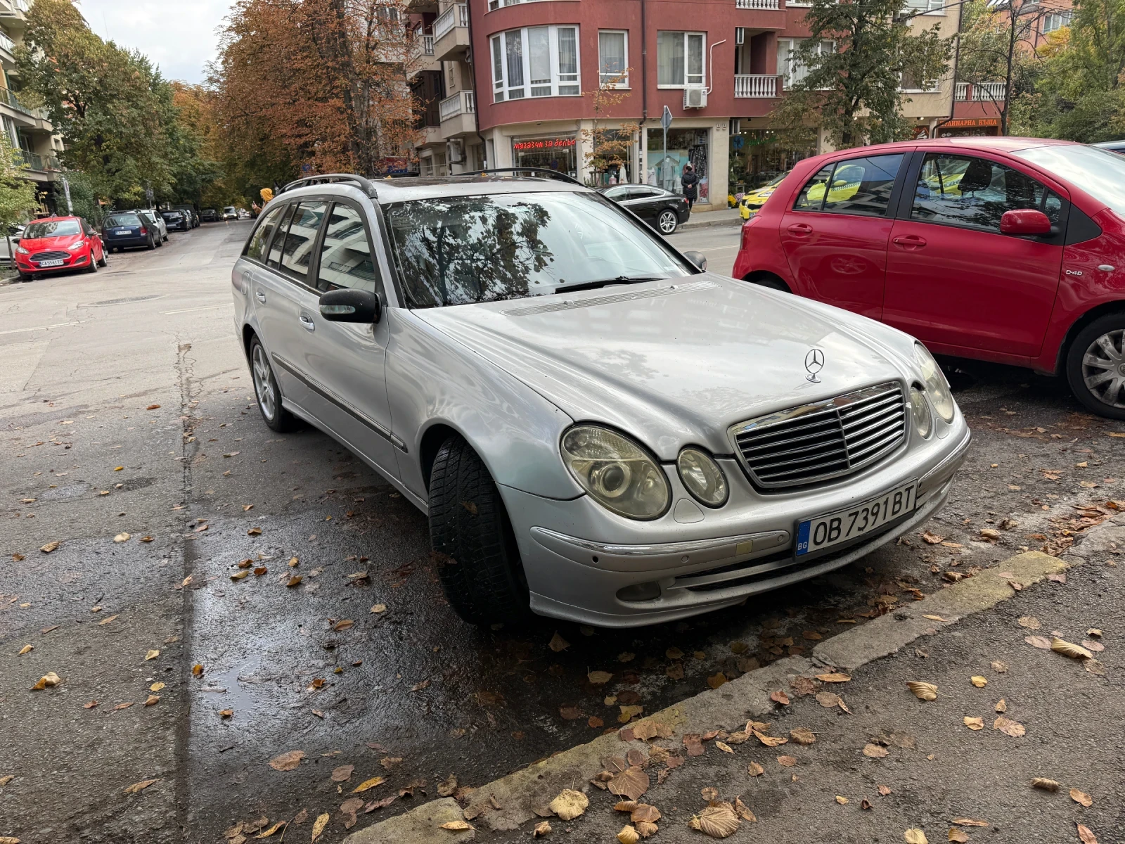 Mercedes-Benz E 320, снимка 7 - Автомобили и джипове - 56509519
