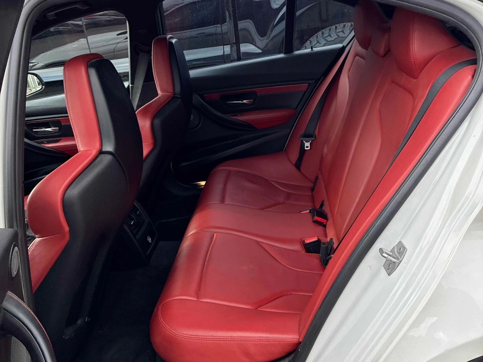 BMW M3 | DCT | H/K | HUD | ������ ���� �� �� & ���������� | Mobile.bg � ����������� 14