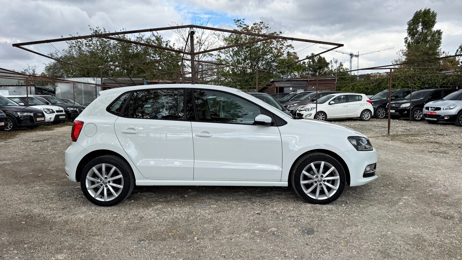 VW Polo 1.2TSI DSG FACELIFT, снимка 5 - Автомобили и джипове - 56532653