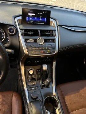 Lexus NX 300h 2.5 LUXURY HYBRID4X4, снимка 8