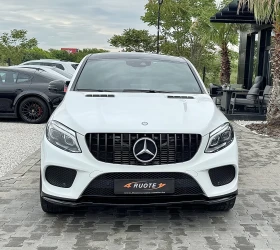  Mercedes-Benz GLE 35...