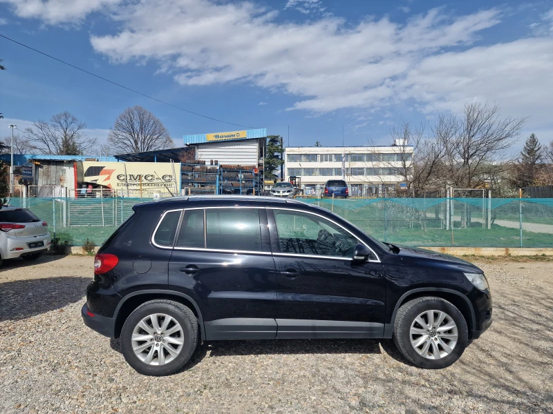 VW Tiguan 2.0TDi 4x4, снимка 4 - Автомобили и джипове - 49542046