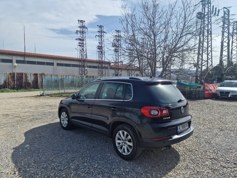 VW Tiguan 2.0TDi 4x4, снимка 6 - Автомобили и джипове - 49542046