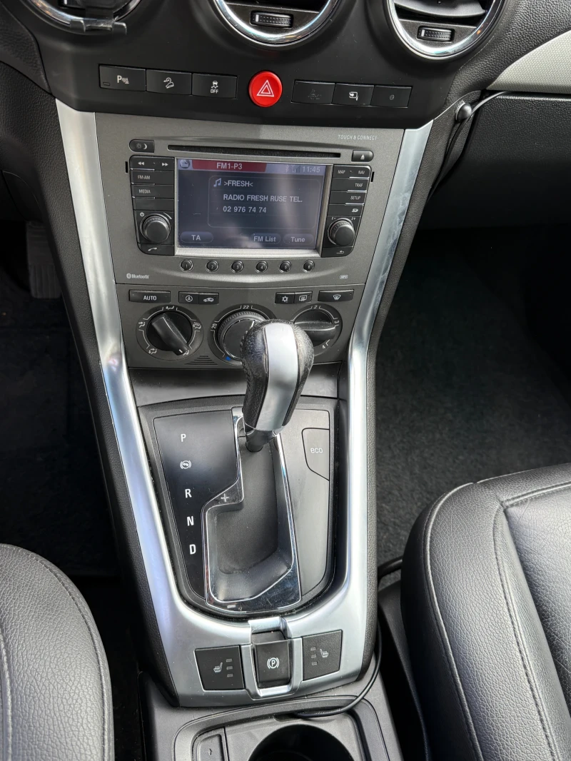 Opel Antara, снимка 9 - Автомобили и джипове - 52055339