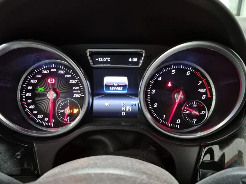 Mercedes-Benz GLE 400 * CARFAX * ФИНАНСИРАНЕ , снимка 9 - Автомобили и джипове - 52703769