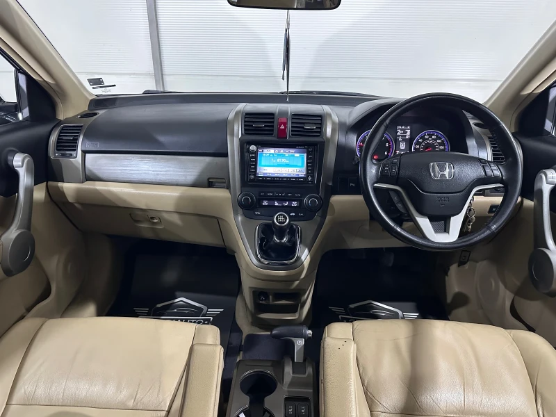 Honda Cr-v * NAVI* * Panorama* , снимка 7 - Автомобили и джипове - 52892843