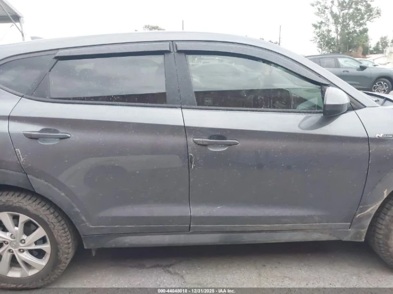 Hyundai Tucson SE * CARFAX * КРАЙНА ЦЕНА* , снимка 13 - Автомобили и джипове - 53396906