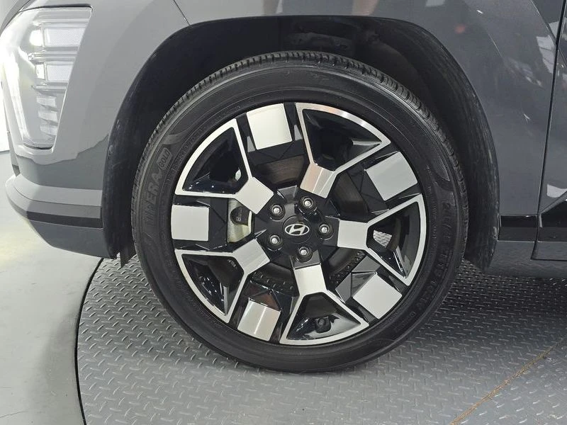 Hyundai Kona Long Range| 201к.с., снимка 4 - Автомобили и джипове - 56355761