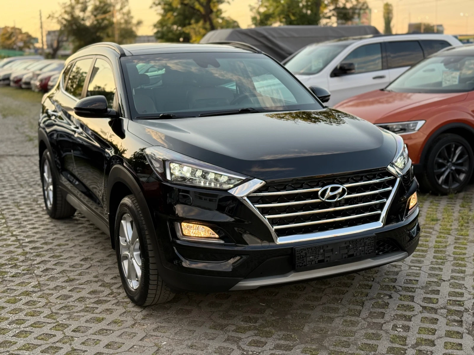 Hyundai Tucson 1.6T-GDI 4WD 177К.С. FACELIFT DISTRONIC 360CAM - изображение 3