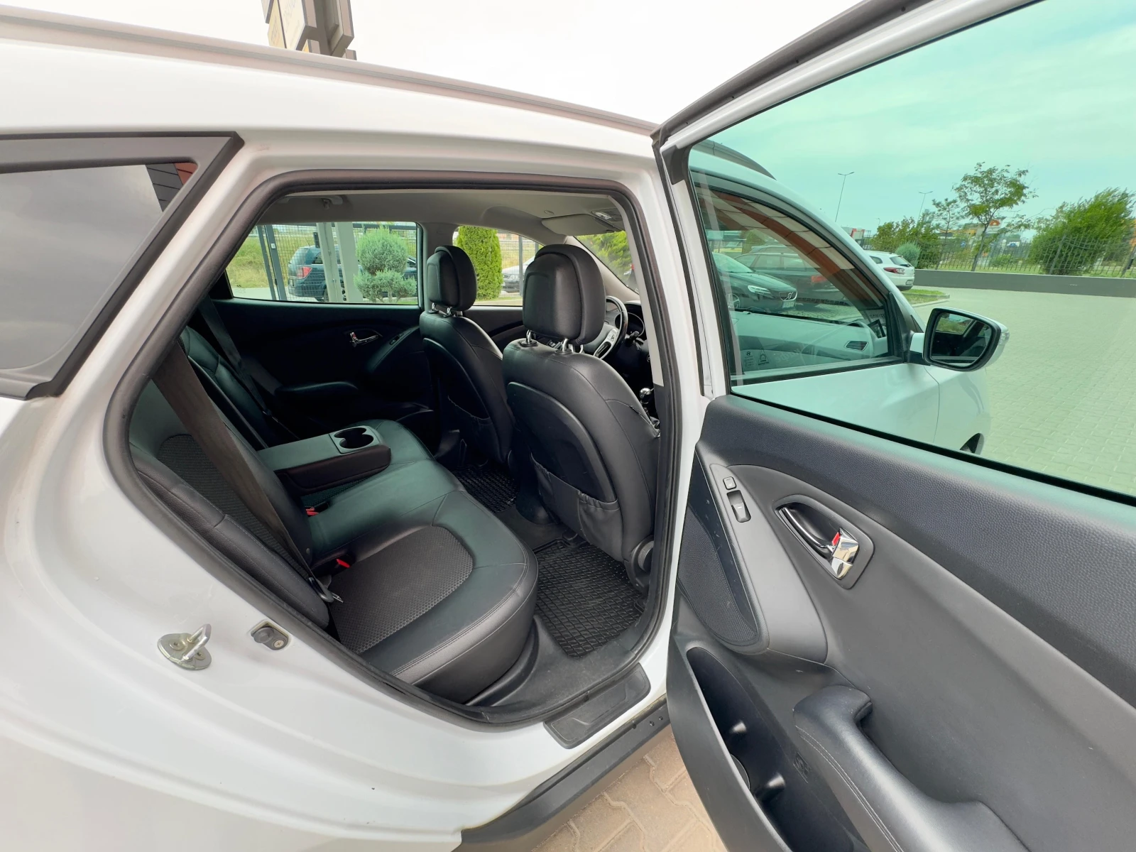 Hyundai IX35 2.0CRDI, * 4x4* 136-коня, Внос, ,  - изображение 10
