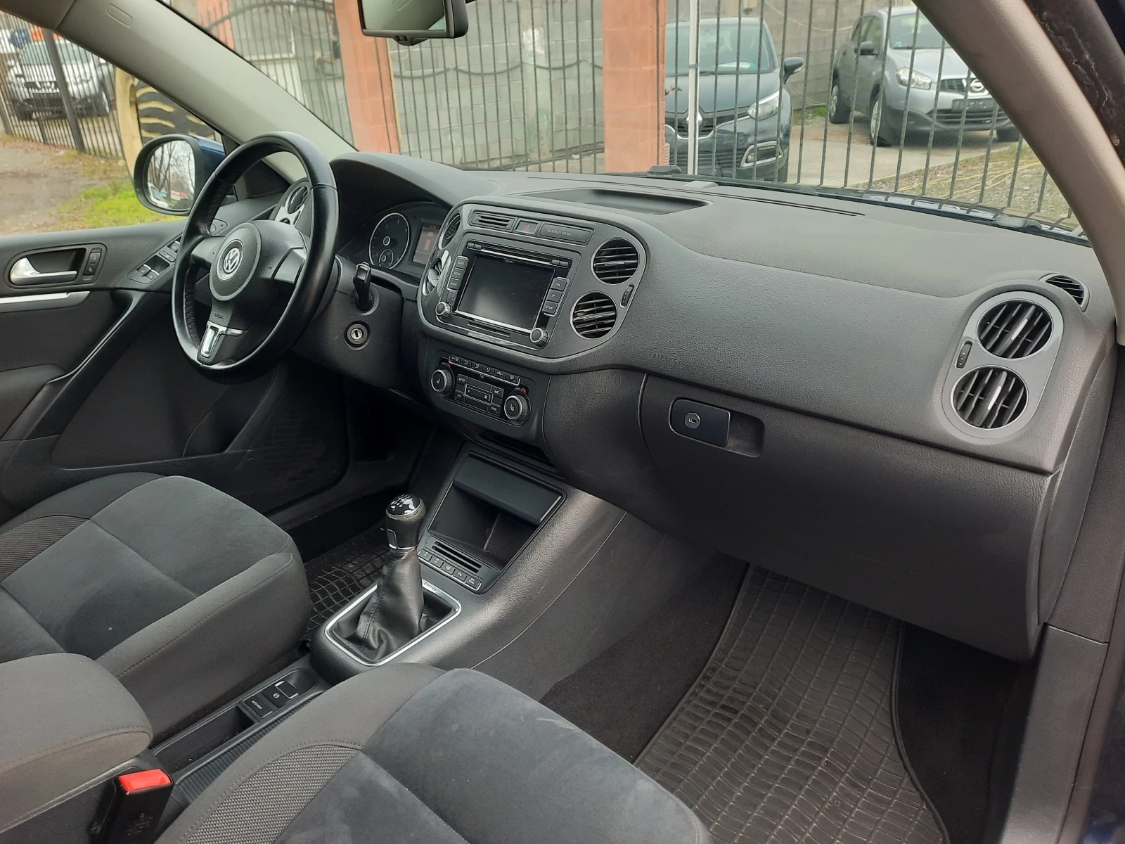 VW Tiguan 2.0 TDI 4x4 | Mobile.bg � ����������� 11