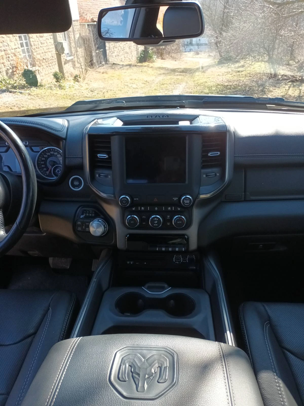 Dodge RAM 1500 Sport 4x4, Възможност за данъчен кредит!, снимка 8 - Автомобили и джипове - 54920748