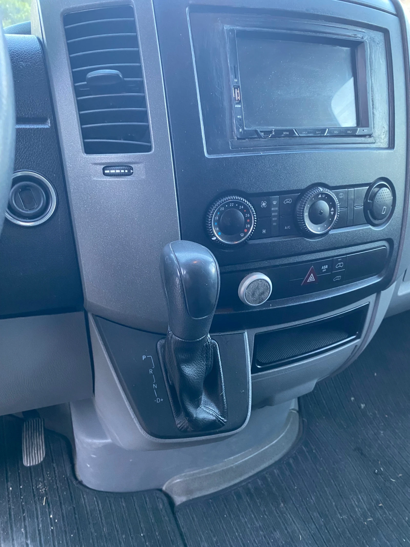 Mercedes-Benz Sprinter 313  - изображение 9
