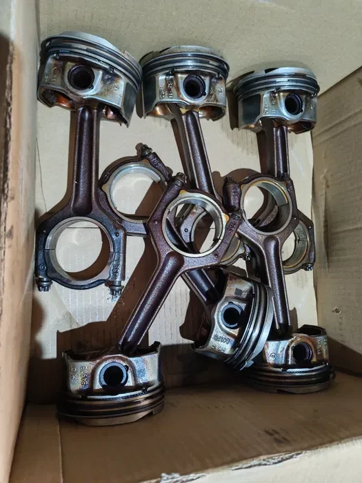 N54B30 Колянов вал,биели,бутала,сегменти ОРИГИНАЛНИ за БМВ/BMW 135,335.740, снимка 2 - Части - 51885988