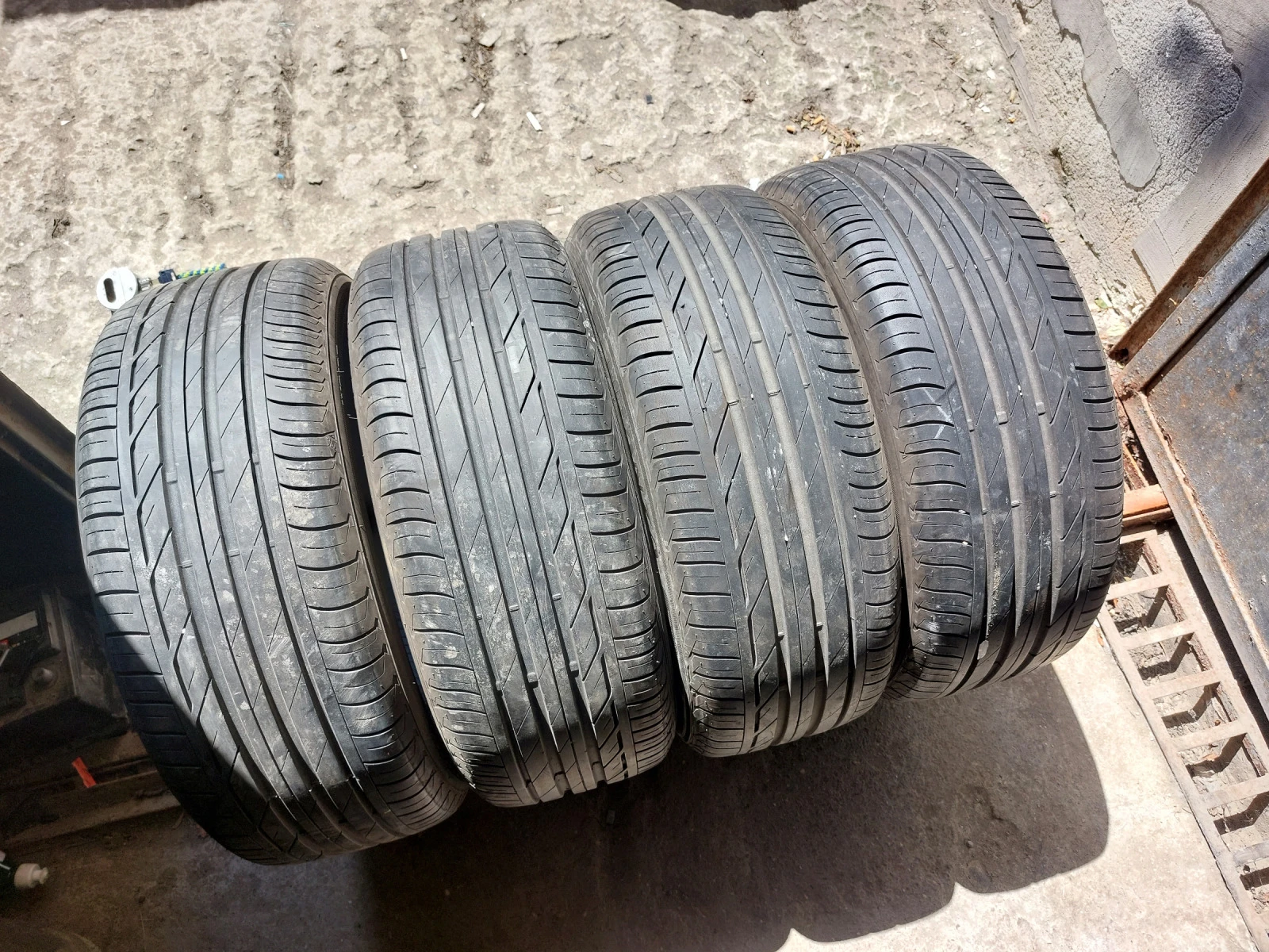 ���� 225/50R18 | Mobile.bg � ����������� 2