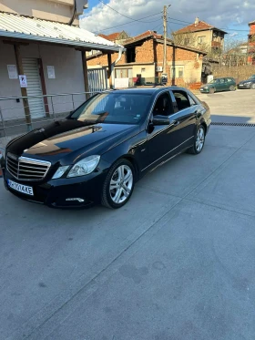 Mercedes-Benz E 220, снимка 1
