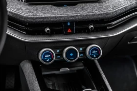 Skoda Superb 2.0 TDI / LED / CAMERA / DSG / MEMORY / CARPLAY / , снимка 13