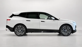 BMW iX M50 xDrive50, снимка 4