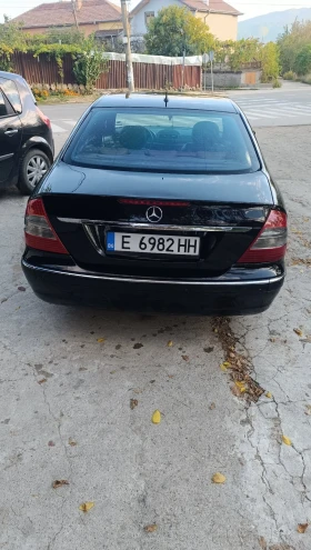 Mercedes-Benz E 320, снимка 2