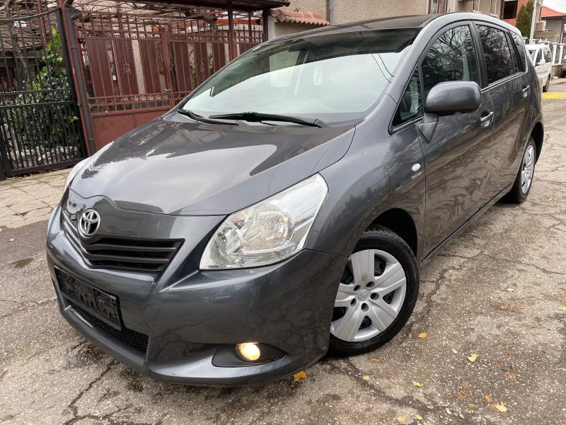 Toyota Verso 2.0D4D* 126kc* , снимка 1 - Автомобили и джипове - 48210711