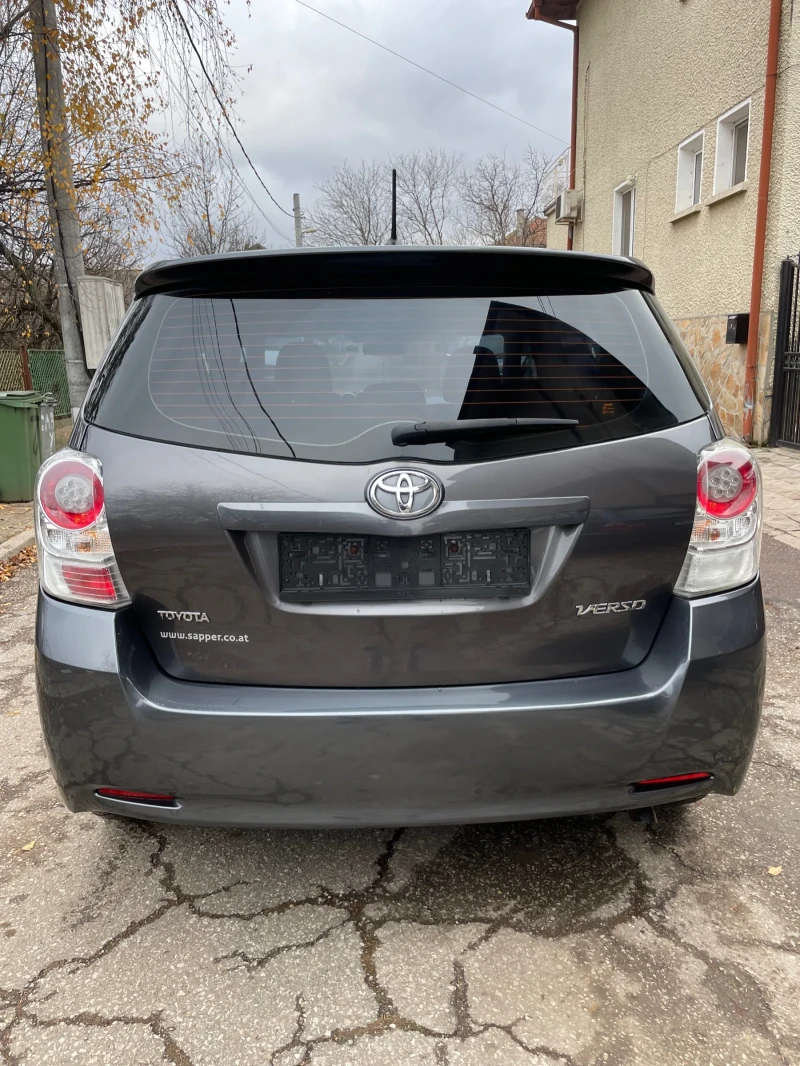 Toyota Verso 2.0D4D* 126kc* , снимка 9 - Автомобили и джипове - 48210711