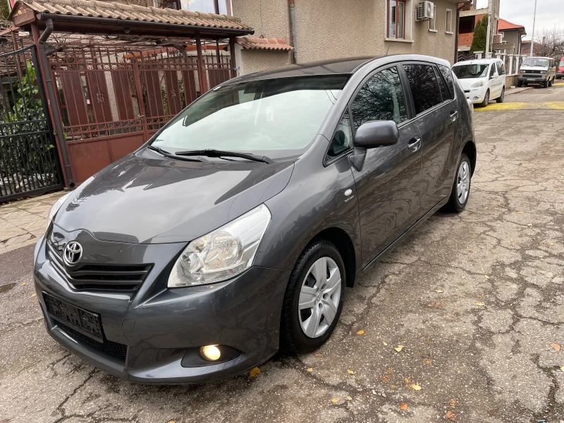 Toyota Verso 2.0D4D* 126kc* , снимка 4 - Автомобили и джипове - 48210711