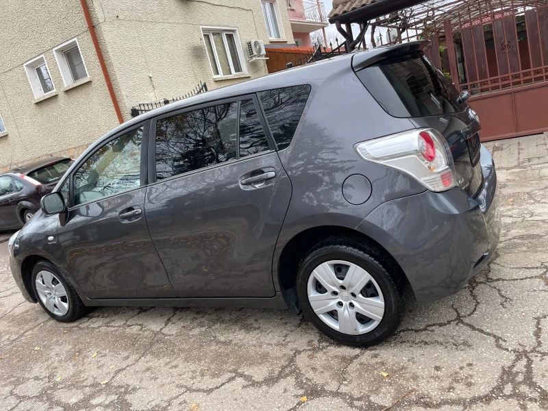 Toyota Verso 2.0D4D* 126kc* , снимка 6 - Автомобили и джипове - 48210711