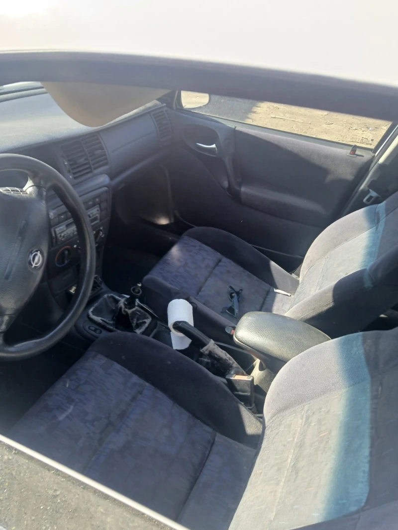 Opel Vectra B, снимка 5 - Автомобили и джипове - 51996168