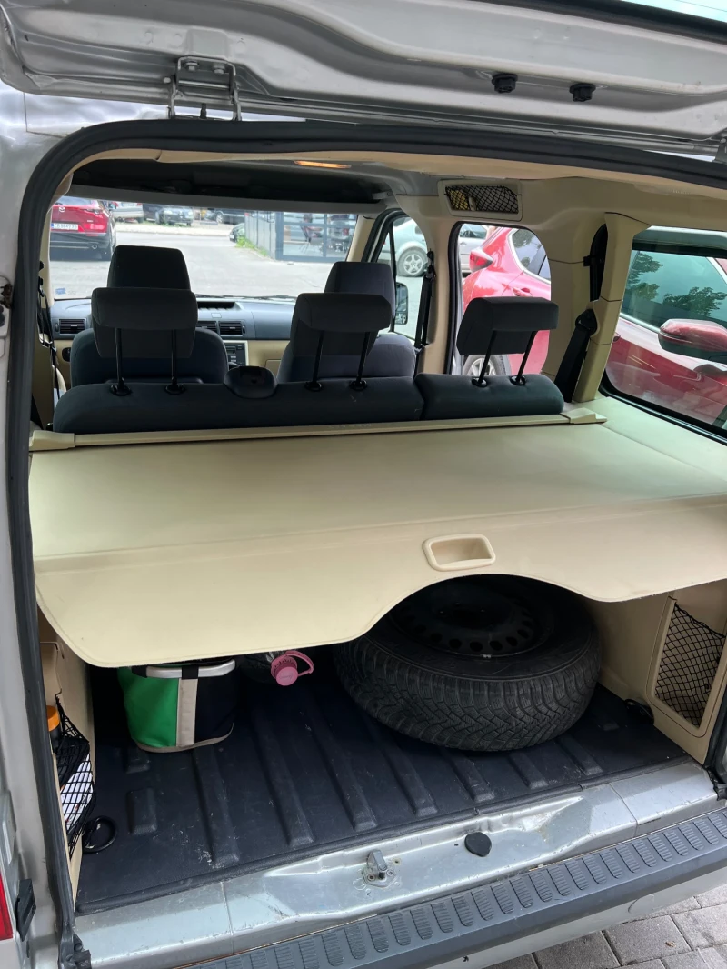 Ford Tourneo Connect, снимка 6 - Автомобили и джипове - 53098587