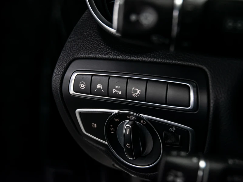 Mercedes-Benz C 43 AMG  4MATIC/BLIND SPOTS/NAVI/ПАНО/, снимка 10 - Автомобили и джипове - 53113848