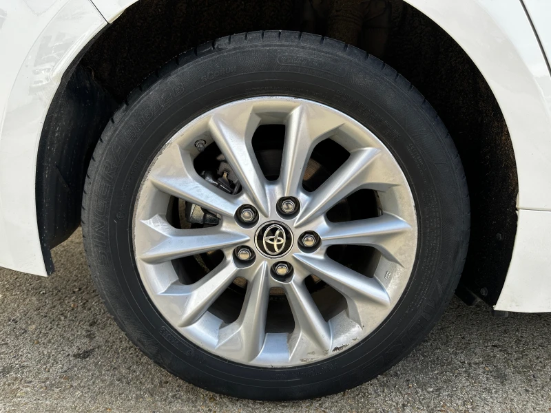 Toyota Corolla, снимка 12 - Автомобили и джипове - 53559261