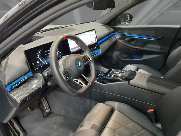BMW i5 M60 xDrive = M-Sport Pro = Гаранция, снимка 8 - Автомобили и джипове - 53914813