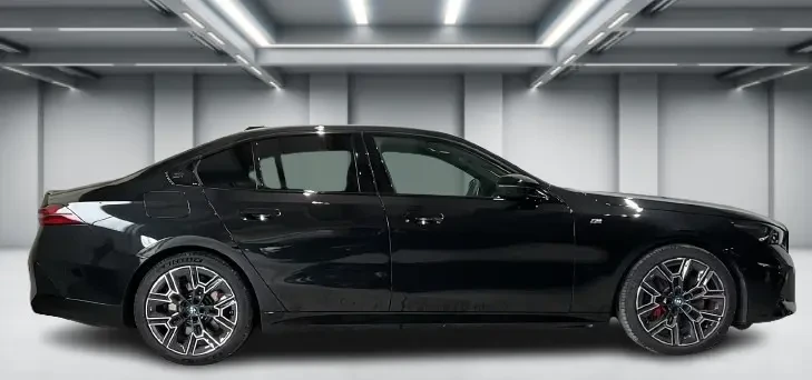 BMW i5 M60 xDrive = M-Sport Pro = Гаранция, снимка 4 - Автомобили и джипове - 53914813