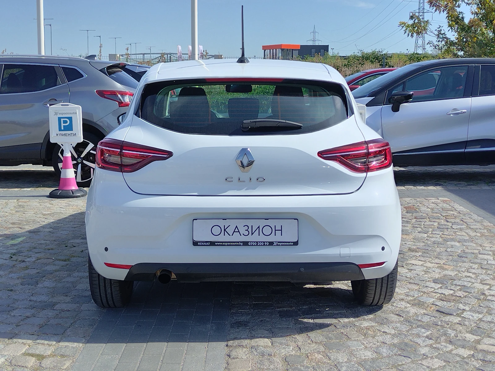 Renault Clio 1.0TCe/100к.с/Life - изображение 6