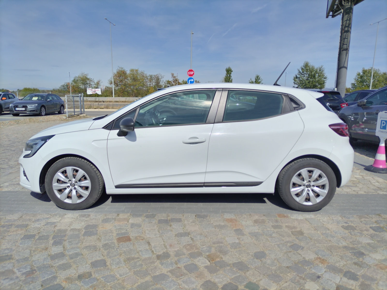 Renault Clio 1.0TCe/100к.с/Life - изображение 4