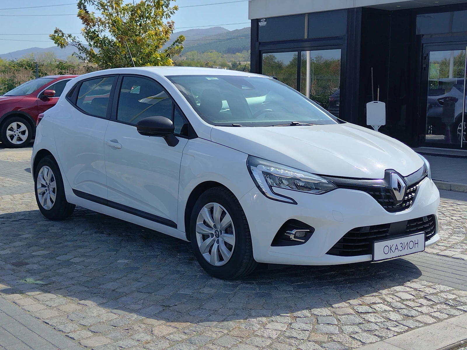 Renault Clio 1.0TCe/100к.с/Life - изображение 3